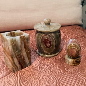 5 Pieces Green/Brown Onyx Decor